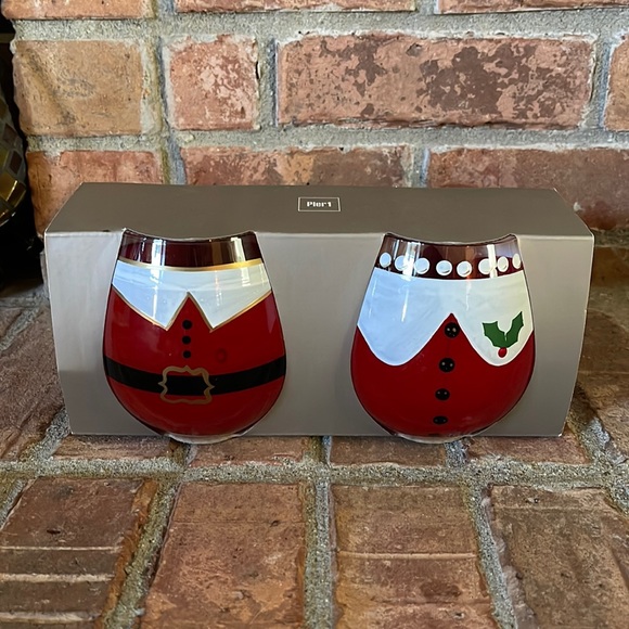 NIB Pier 1 Hand Painted Santa & Mrs. Claus Christmas Stemless Wine Glasses
